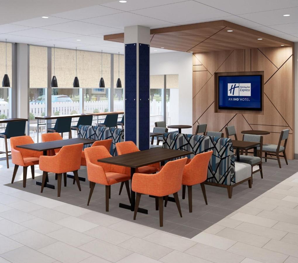 Express & Dallas North By Ihg Plano