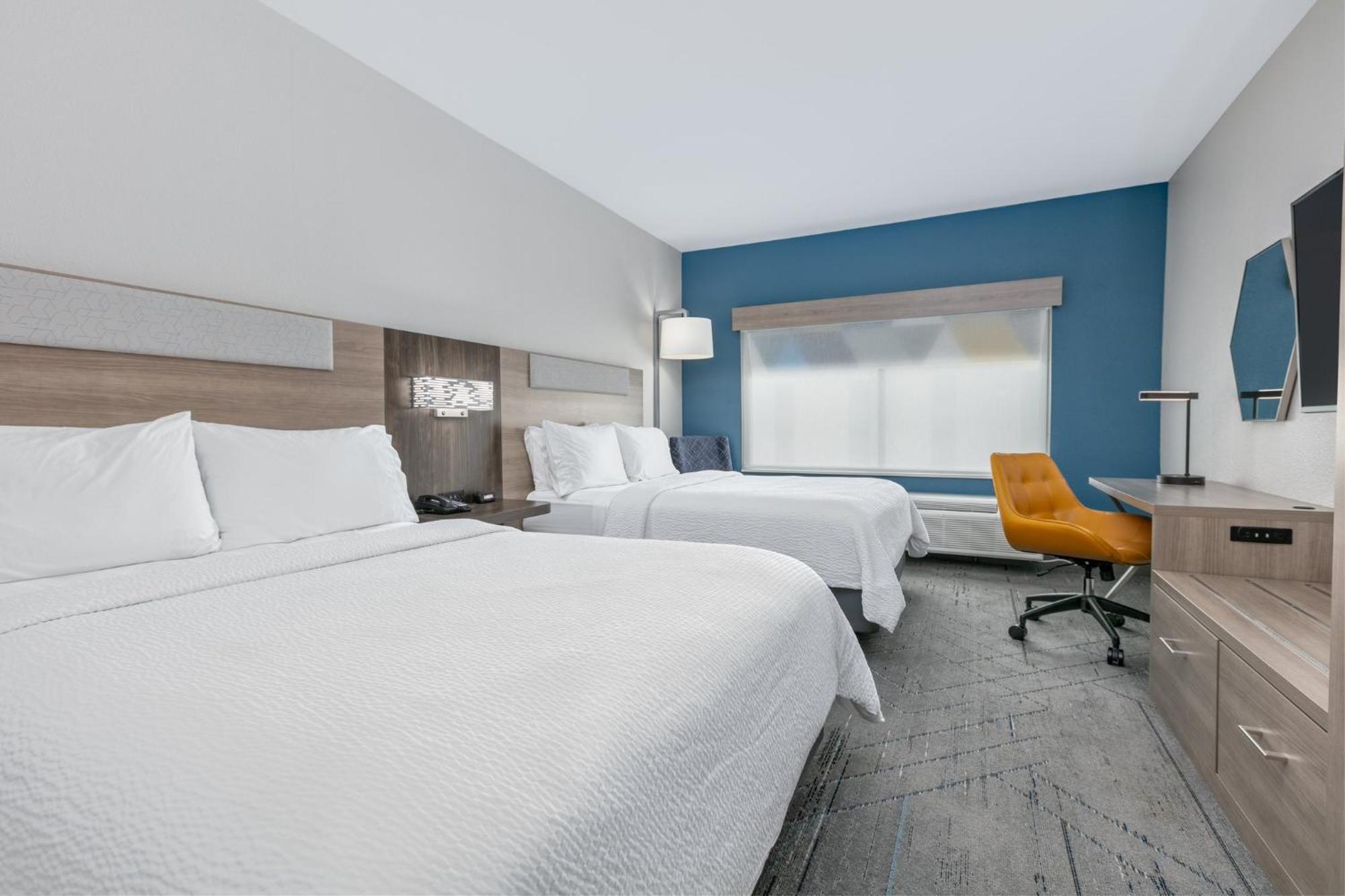 Express & Dallas North By Ihg